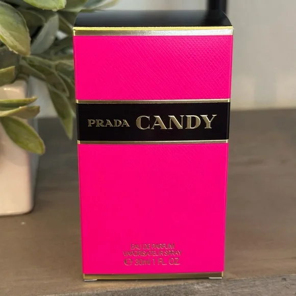 Prada Pink and Gold Body Wash - Picture 2 of 5